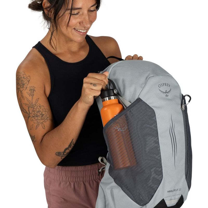 Superlett Dagstursekk Hikelite 22 LT fra Osprey, Tundra Green