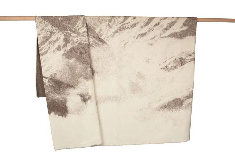 Luca Sengeteppe / pledd  220x240 cm Alpine Panorama David Fussenegger