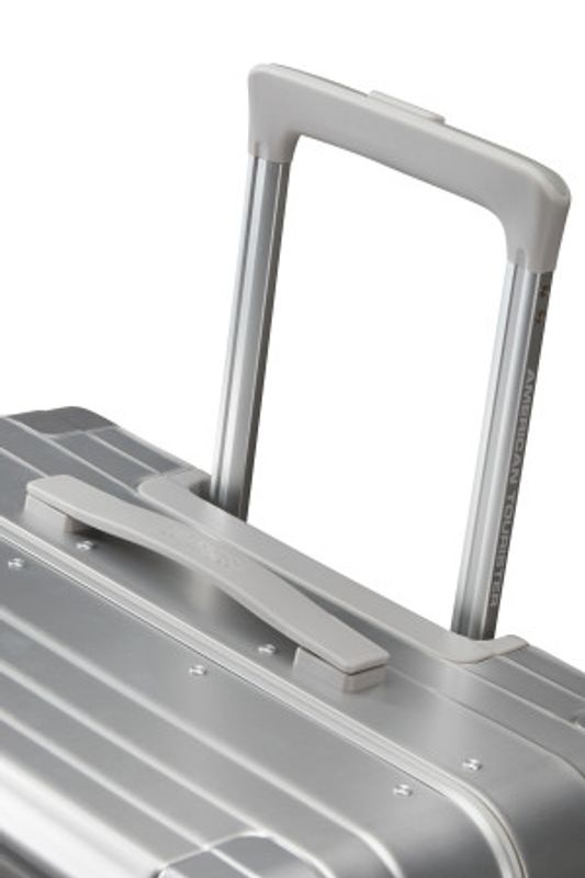 American Tourister Soundbox Alu Spinner 55 cm – Silver