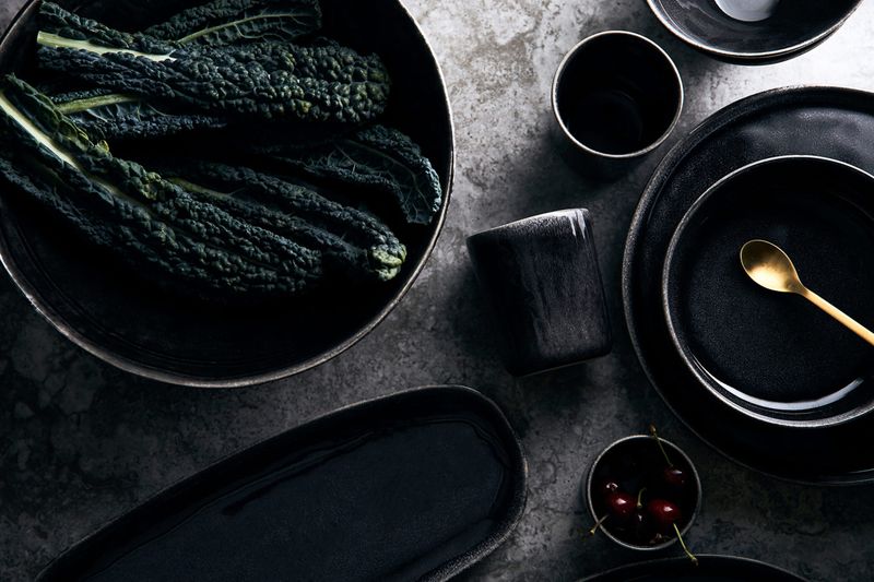 Nomimono håndlaget Fat i stentøy med tre små skåler Vinga